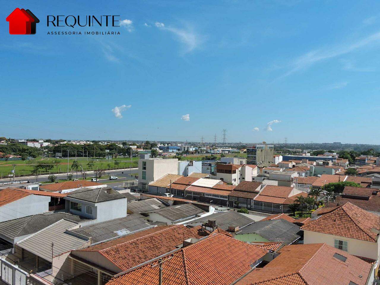 yg8fu-dscn016-1778782481 QI 23 – Ed. Guará Nobre, Apartamento 02 quartos, varanda e localização ao lado da estação do metrô
