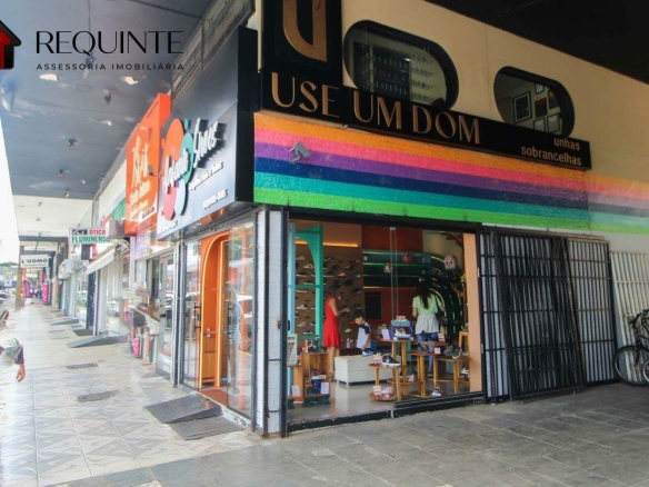 SCLS 308, BL. B – Loja Térrea com subsolo, 68m² – Asa Norte