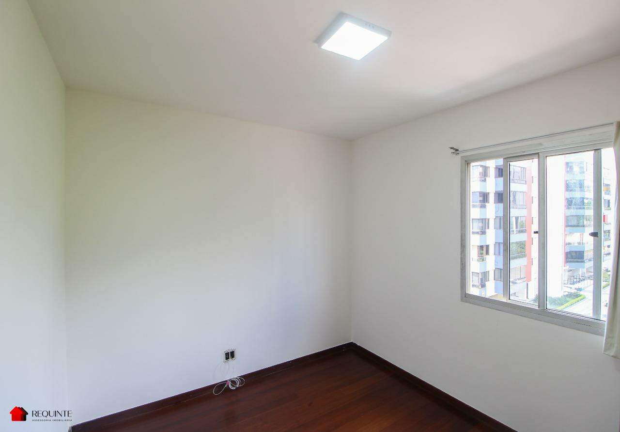 zzoxo-14-1773670991 SQSW 102 BL. G – Ed. Porto Alegre, 3 Quartos, sendo 1 Suíte, 100m²