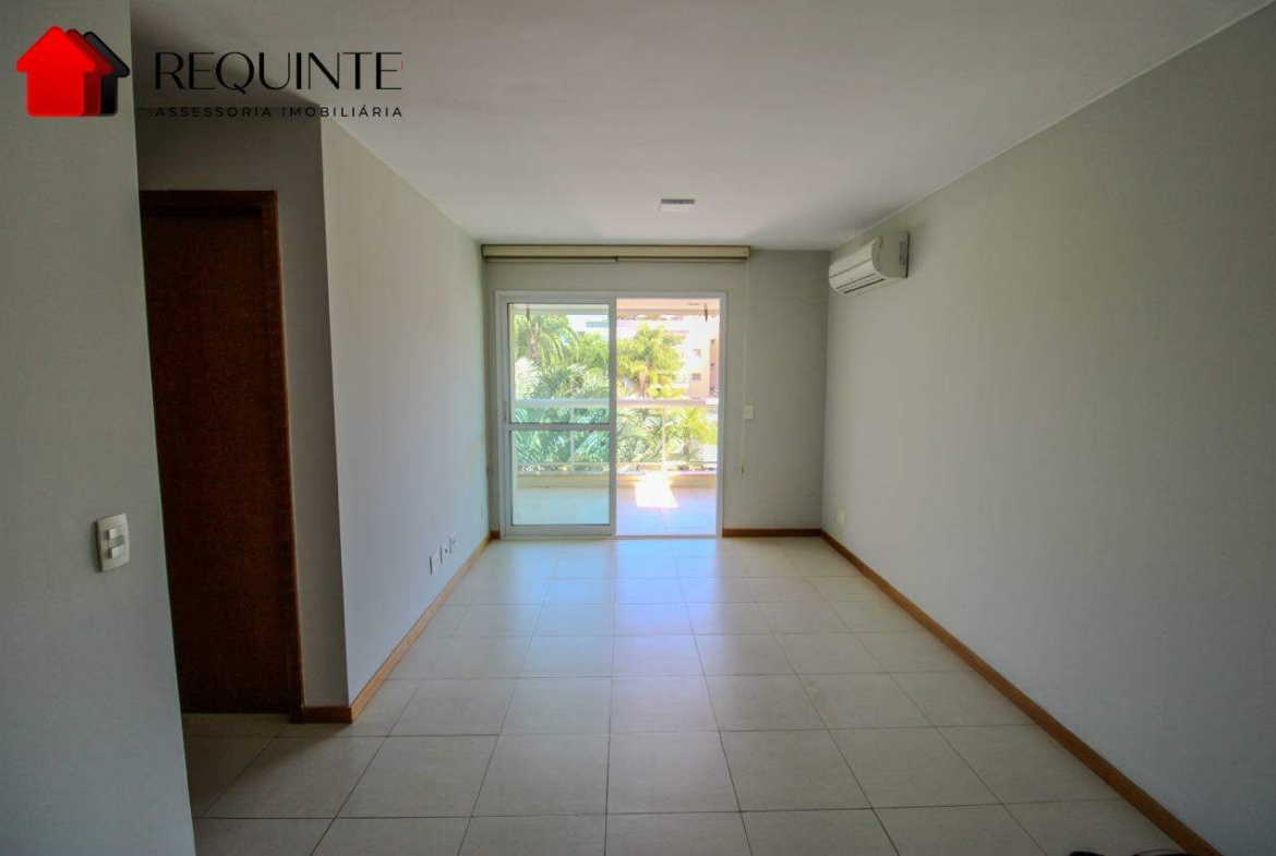 SCEN – Residencial Ilhas do Lago, 2 Quartos sendo 1 Suíte e 2 Vagas, 74m². Beira Lago