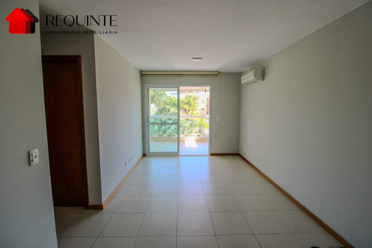 SCEN – Residencial Ilhas do Lago, 2 Quartos sendo 1 Suíte e 2 Vagas, 74m². Beira Lago