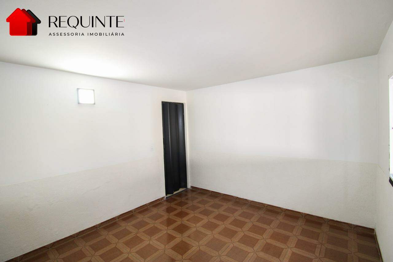 QE 15 Guara II, Casa térrea com 03 quartos + DCE, 120 m², – Ótima localização.