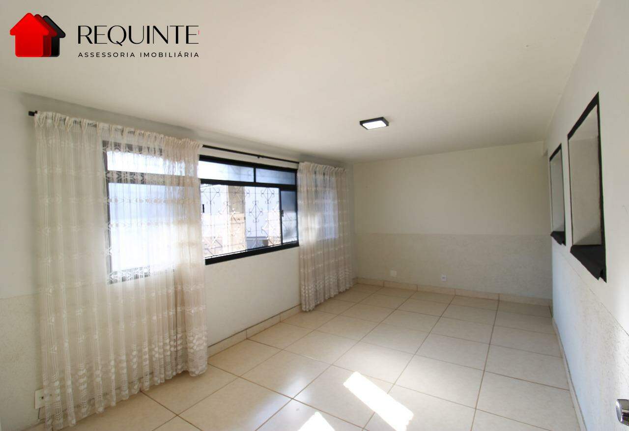 QE 15 Guara II, Casa térrea com 03 quartos + DCE, 120 m², – Ótima localização.