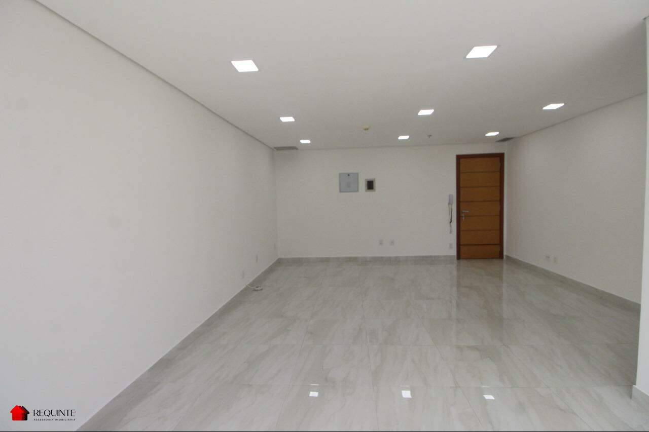 SIG QD. 04, Ed. Barão de Mauá – Sala ampla, vista livre e 01 Garagem – 37m²