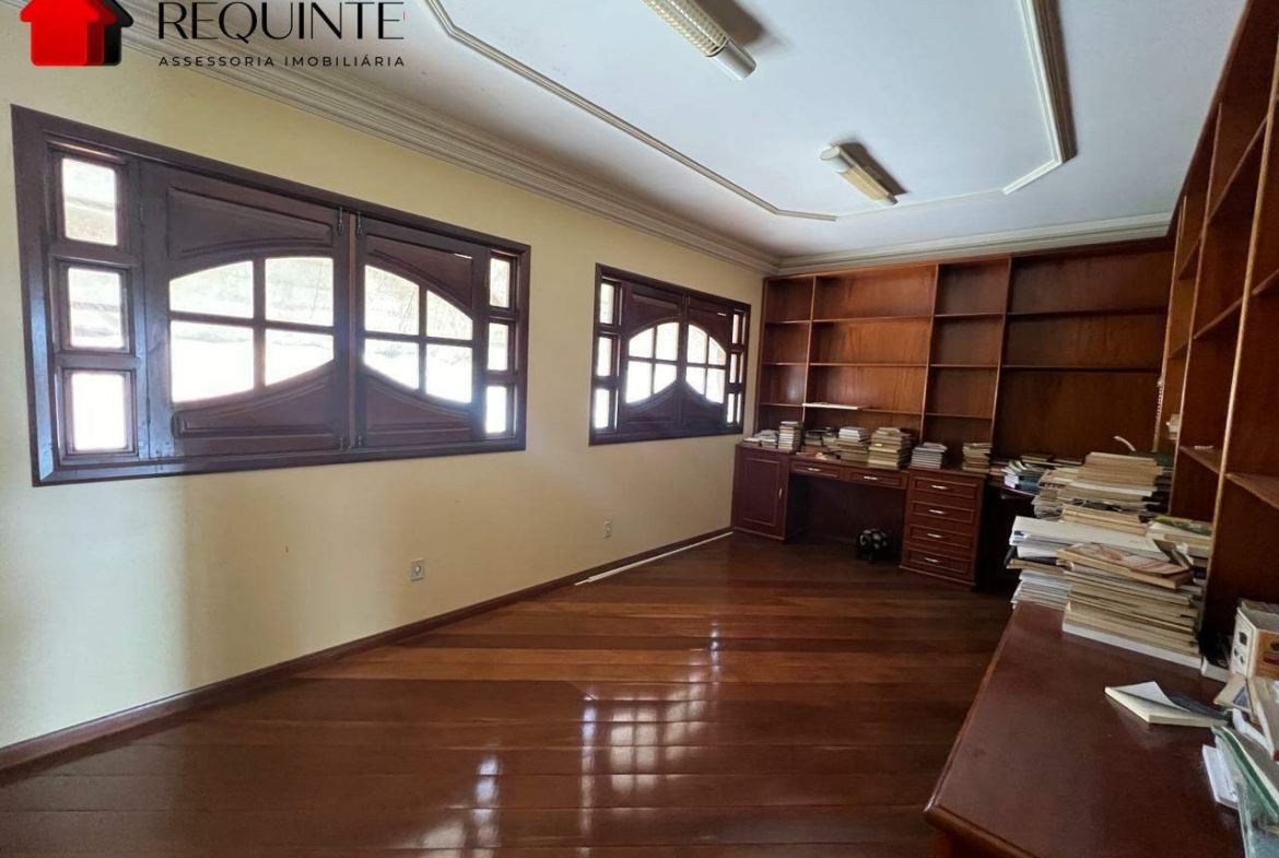 VICENTE PIRES SHVP SOBRADO REGULARIZADO COM HABITE-SE, 7 QUARTOS SENDO 5 SUÍTES