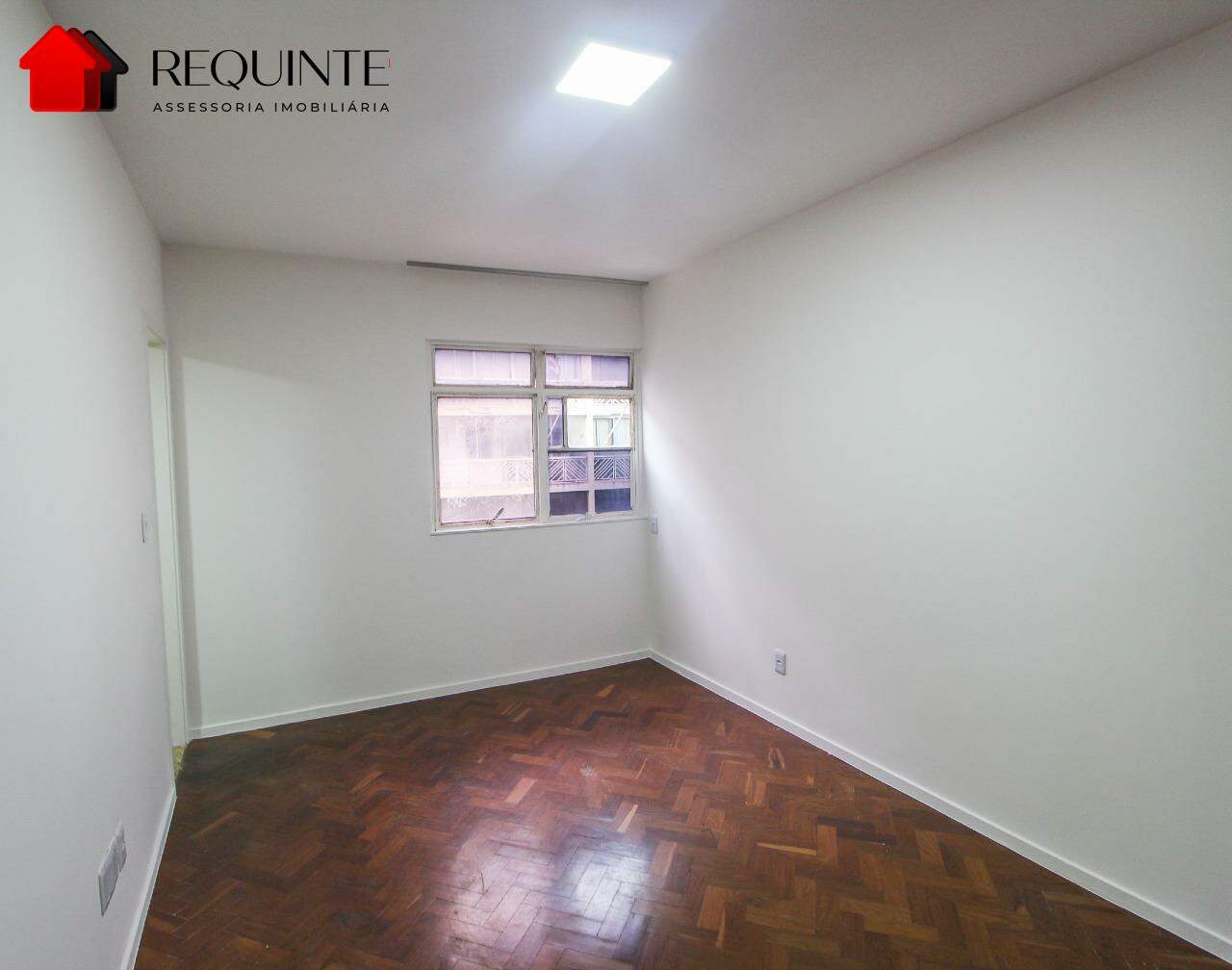 SQN 210 BL. C – 03 quartos, 01 suíte, vazado e 01 garagem, 123m², Asa Norte
