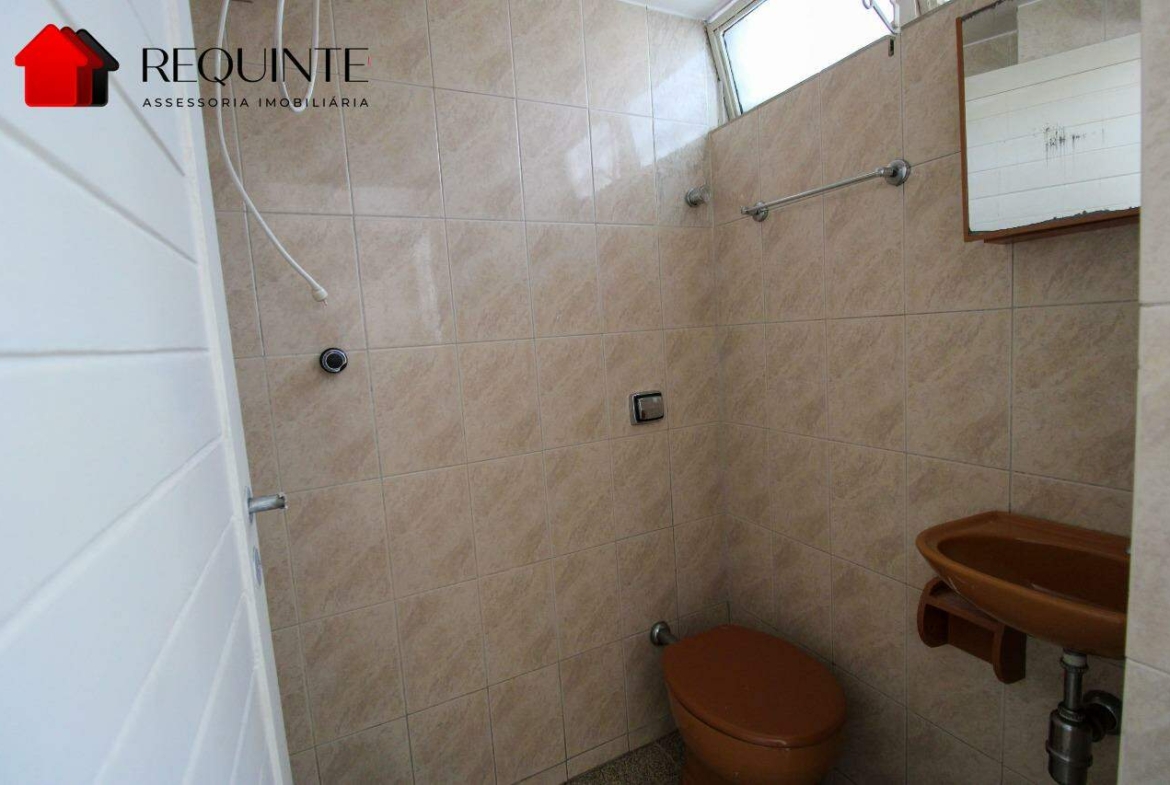 SQS 115 – Vazado com Vista Livre, 03 quartos sendo 01 Suíte, vaga e DCE, 142m²- Asa Sul.