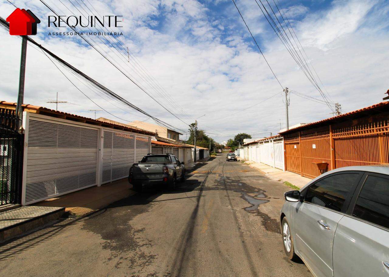 QE 15 Guara II, Casa térrea com 03 quartos + DCE, 120 m², – Ótima localização.
