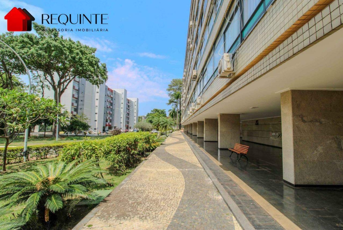 SQS 115 – Vazado com Vista Livre, 03 quartos sendo 01 Suíte, vaga e DCE, 142m²- Asa Sul.