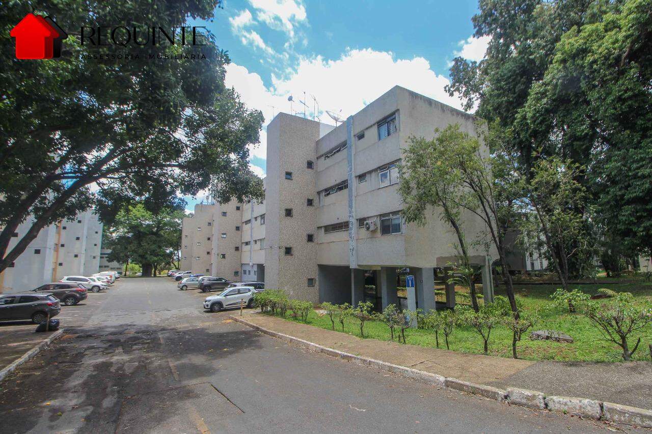 SQS 412, Bloco I – 03 Quartos mais DCE, Vazado, Nascente, vista livre 77m²