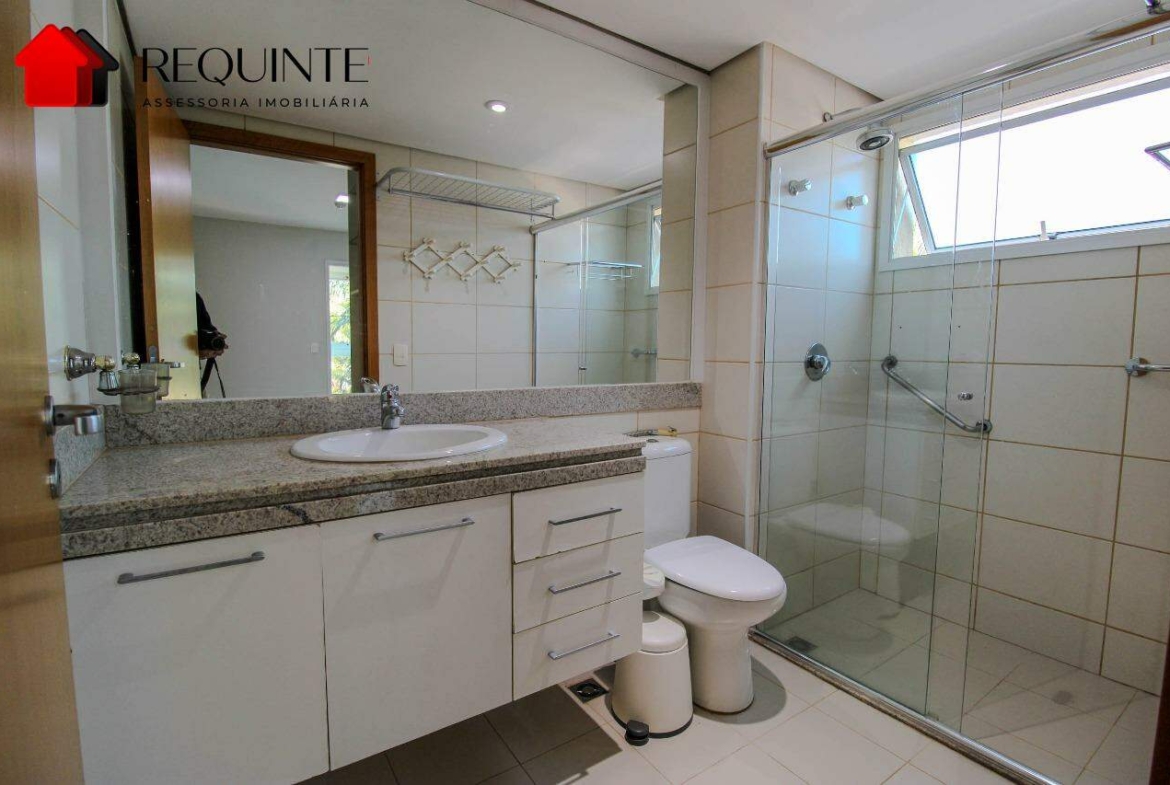 SCEN – Residencial Ilhas do Lago, 2 Quartos sendo 1 Suíte e 2 Vagas, 74m². Beira Lago
