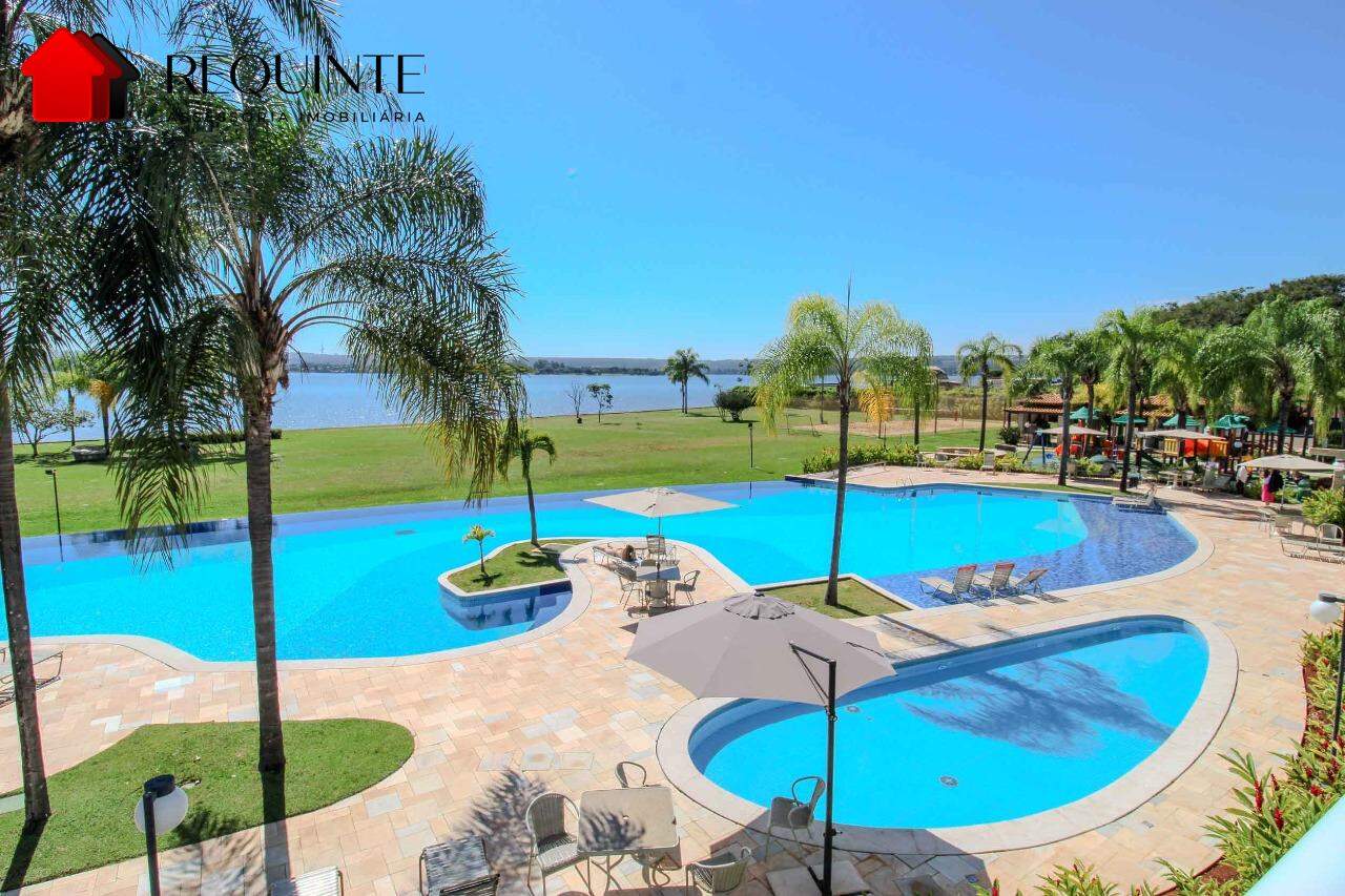 SCEN – Residencial Ilhas do Lago, 2 Quartos sendo 1 Suíte e 2 Vagas, 74m². Beira Lago