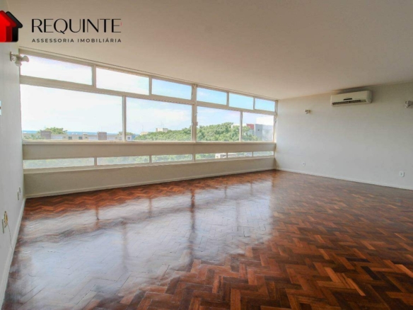 SQS 115 – Vazado com Vista Livre, 03 quartos sendo 01 Suíte, vaga e DCE, 142m²- Asa Sul.