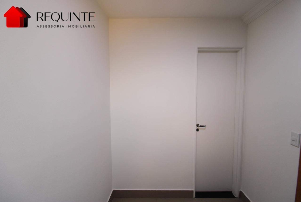 SQSW 304 Bloco C – Ed. Tiffany, 02 Quartos mais DCE e Vaga, Reformado e vista livre – 77m