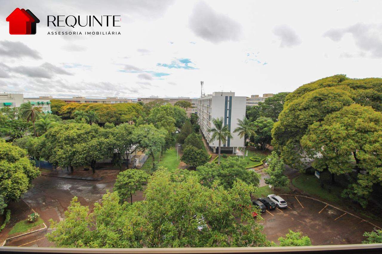 SQS 315 – 2 quartos sendo 1 suíte, garagem e elevador, vazado e vista livre 94m²