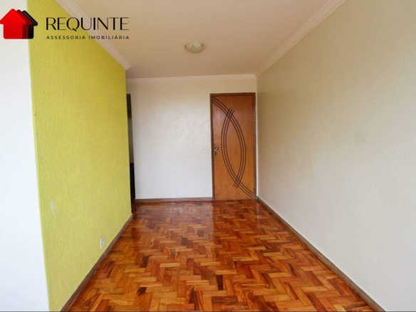 QI 08, Bloco E, 02 quartos vazado 56m², 01 Vaga, ótima localização, Guara I