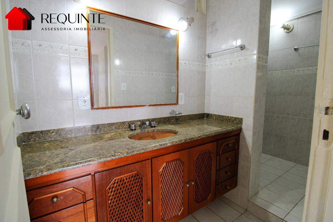 SQS 115 – Vazado com Vista Livre, 03 quartos sendo 01 Suíte, vaga e DCE, 142m²- Asa Sul.