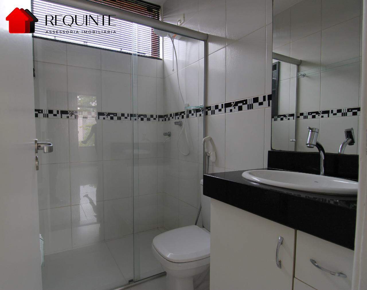 SQS 413 – 02 quartos, 01 banheiros, REFORMADO e Vazado 49,50m²- Asa Sul