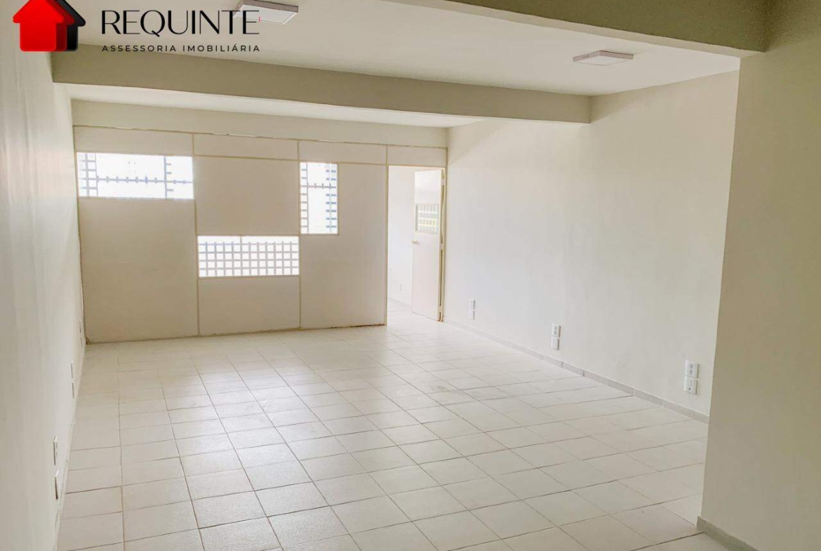 SAAN QD. 01, Bloco A – Ed. Saan Center, Sala comercial – 40m²