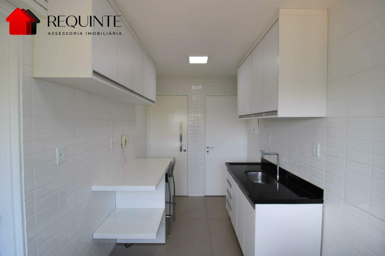 SQSW 304 Bloco C – Ed. Tiffany, 02 Quartos mais DCE e Vaga, Reformado e vista livre – 77m