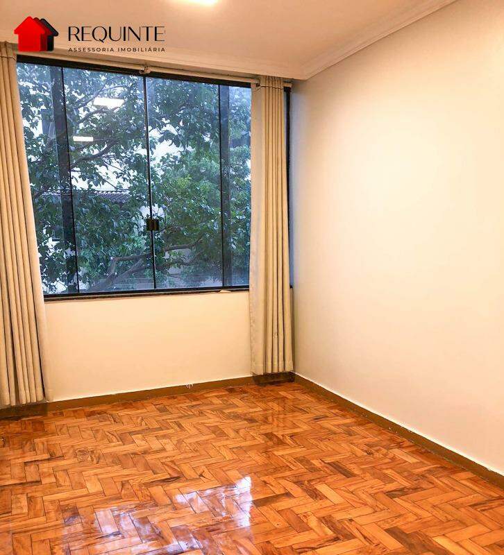 k42pr-07-1788548628 QI 08, Bloco E, 02 quartos vazado 56m², 01 Vaga, ótima localização, Guara I