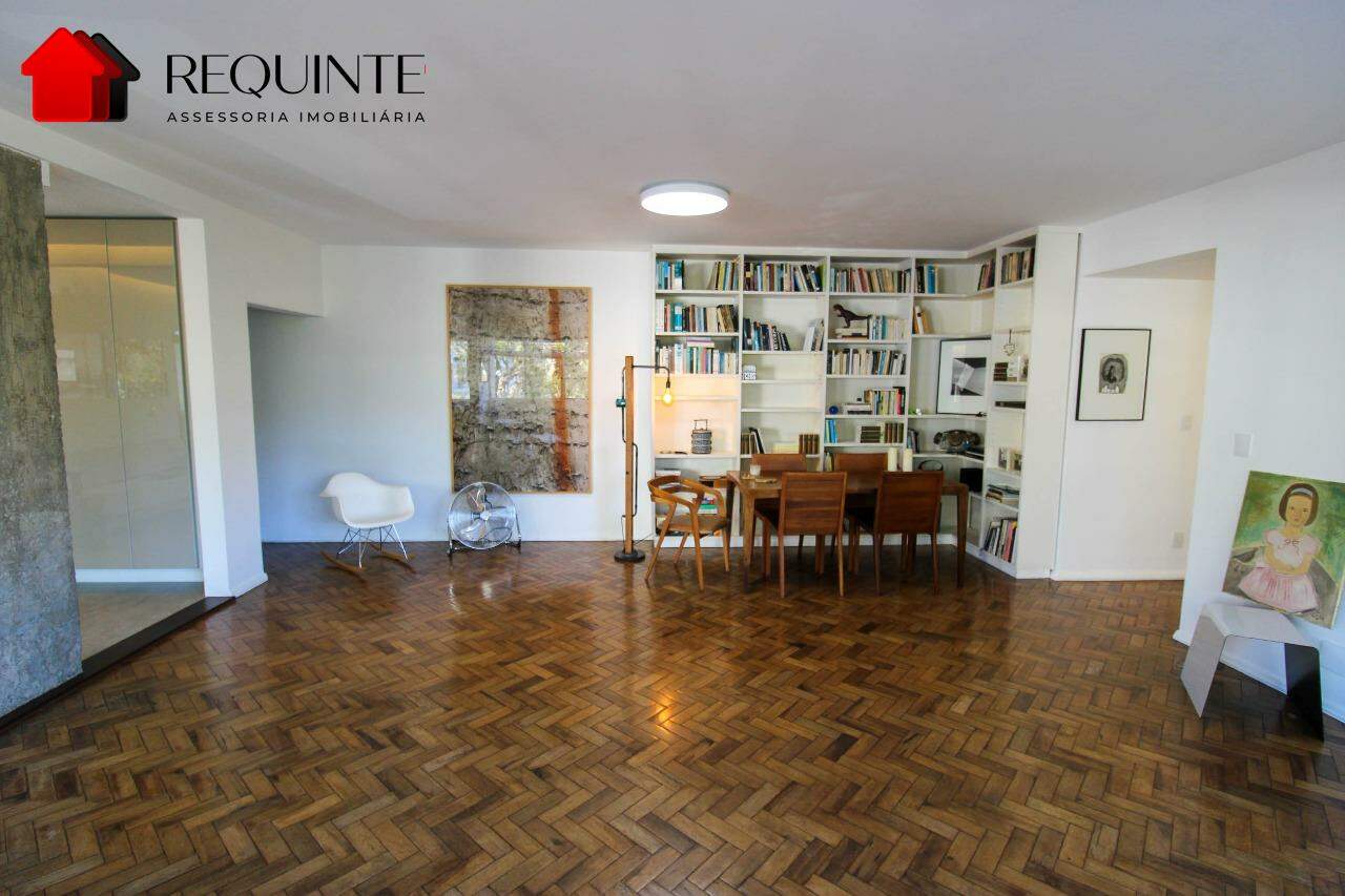 kff3s-img-5517-1783442619 SQS 213 – Reformado. 03 quartos, 01 Suíte, vaga e DCE, vista livre e 120m²- Asa Sul.