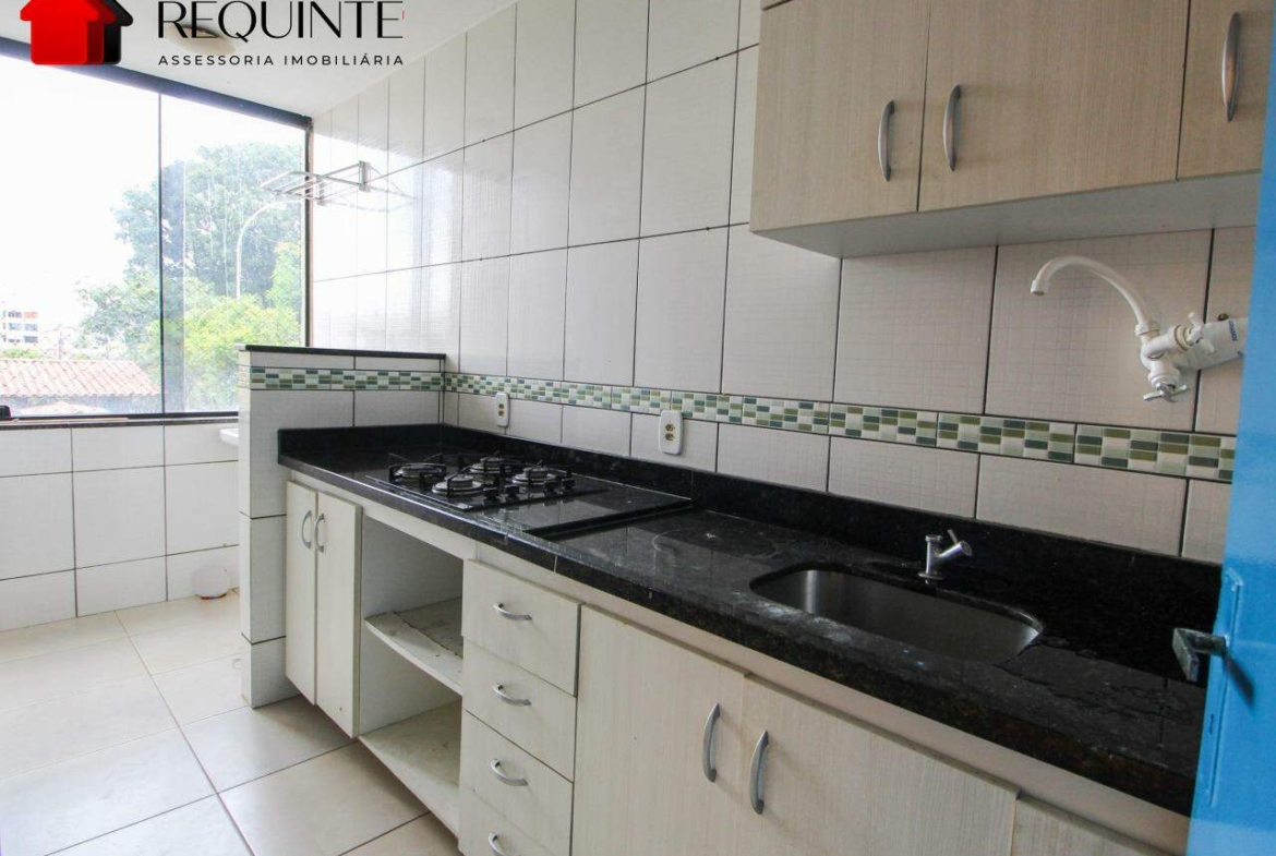 QI 08, Bloco E, 02 quartos vazado 56m², 01 Vaga, ótima localização, Guara I