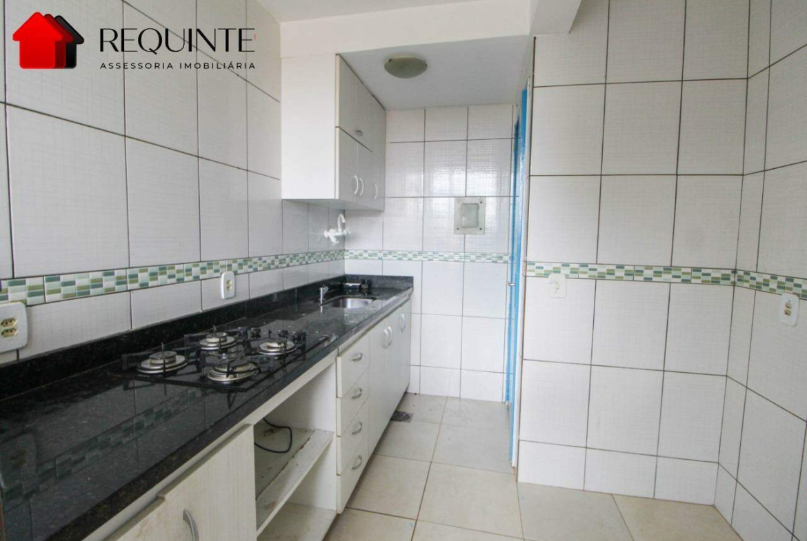QI 08, Bloco E, 02 quartos vazado 56m², 01 Vaga, ótima localização, Guara I