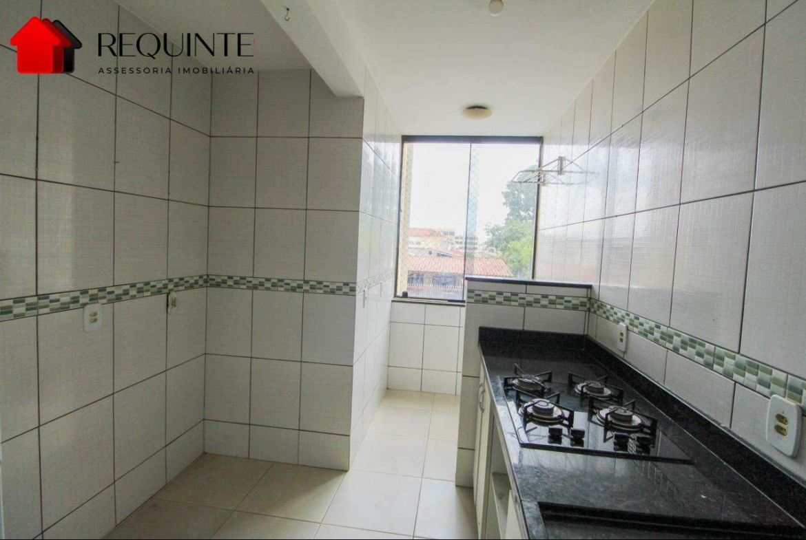 QI 08, Bloco E, 02 quartos vazado 56m², 01 Vaga, ótima localização, Guara I