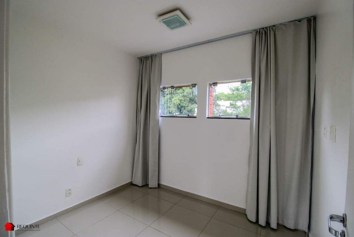 SQS 413 – 02 quartos, 01 banheiros, REFORMADO e Vazado 49,50m²- Asa Sul