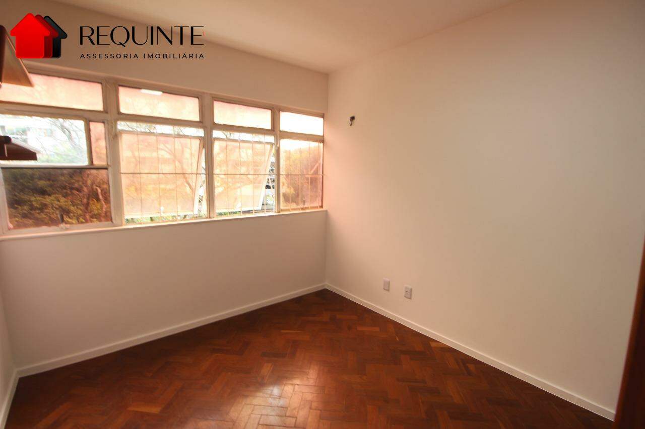 SQN 210 BL. C – 03 quartos, 01 suíte, vazado e 01 garagem, 123m², Asa Norte