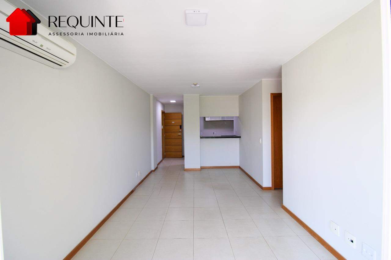 SCEN – Residencial Ilhas do Lago, 2 Quartos sendo 1 Suíte e 2 Vagas, 74m². Beira Lago
