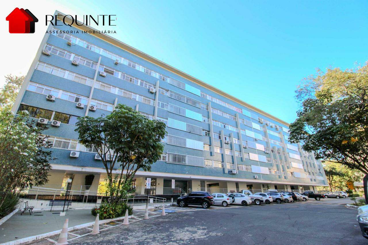 u8ctv-img-5565-1783442620-1 SQS 213 – Reformado. 03 quartos, 01 Suíte, vaga e DCE, vista livre e 120m²- Asa Sul.