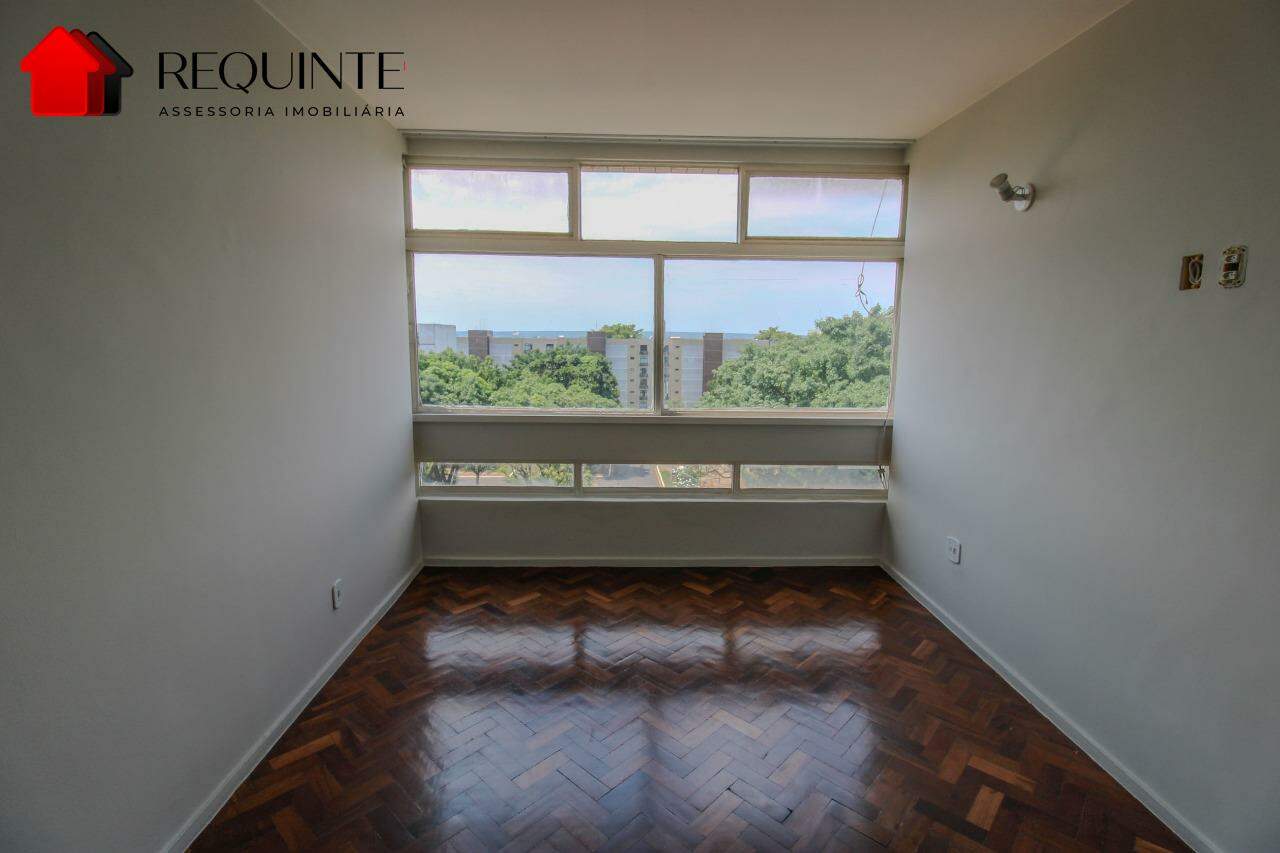 SQS 115 – Vazado com Vista Livre, 03 quartos sendo 01 Suíte, vaga e DCE, 142m²- Asa Sul.