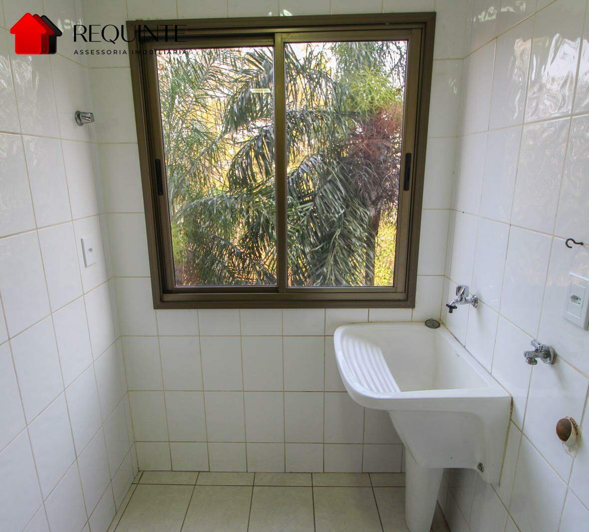 uz18j-23-1792779281 SQSW 301, Bloco H, 4 Quartos sendo 1 Suíte, 2 Vagas, 115 m² – Sudoeste
