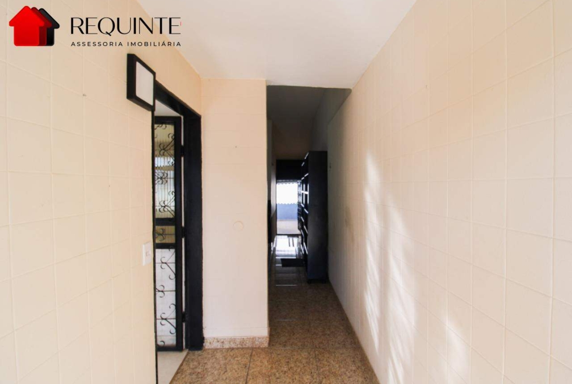 QE 15 Guara II, Casa térrea com 03 quartos + DCE, 120 m², – Ótima localização.