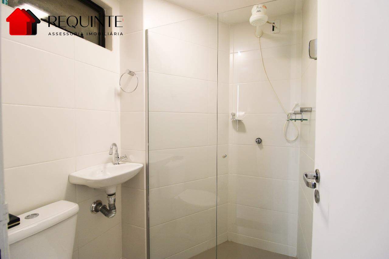 SQSW 304 Bloco C – Ed. Tiffany, 02 Quartos mais DCE e Vaga, Reformado e vista livre – 77m
