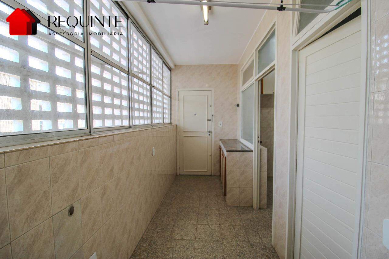 SQS 115 – Vazado com Vista Livre, 03 quartos sendo 01 Suíte, vaga e DCE, 142m²- Asa Sul.