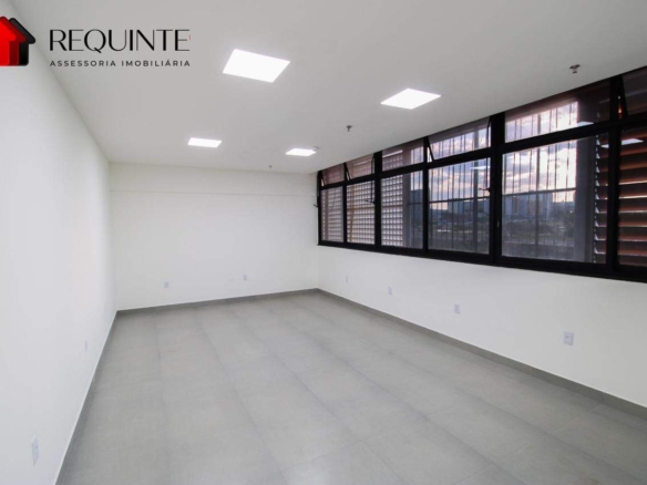 SDN, Ed. Shopping Conjunto Nacional- Sala Reforma c/ Banheiro 33 m²- Asa norte