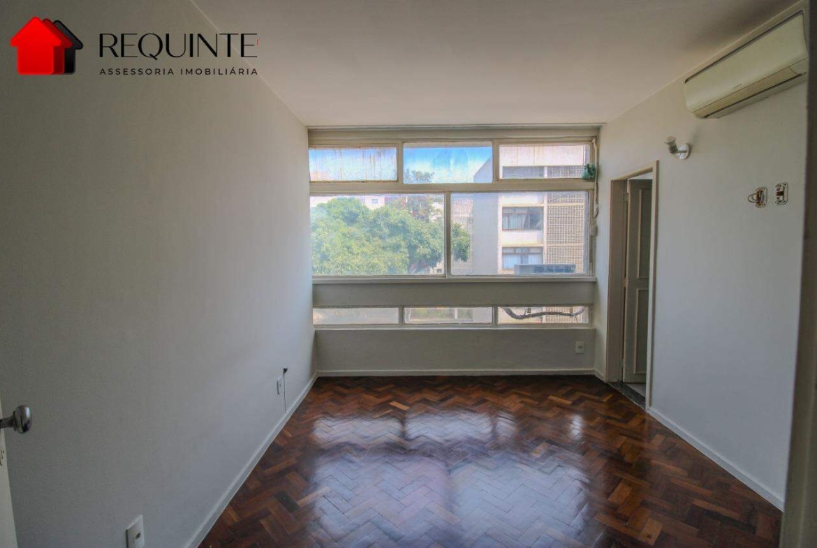 SQS 115 – Vazado com Vista Livre, 03 quartos sendo 01 Suíte, vaga e DCE, 142m²- Asa Sul.