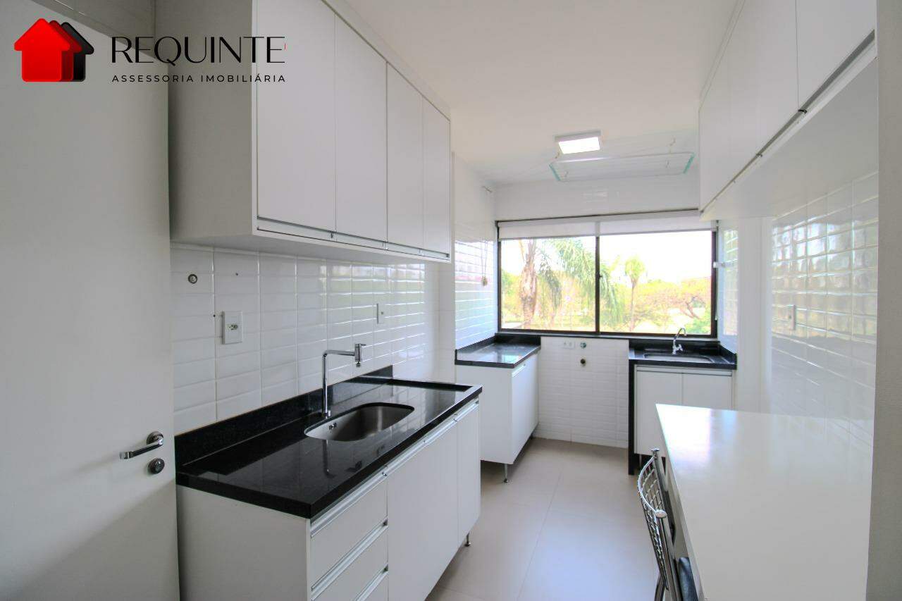 SQSW 304 Bloco C – Ed. Tiffany, 02 Quartos mais DCE e Vaga, Reformado e vista livre – 77m