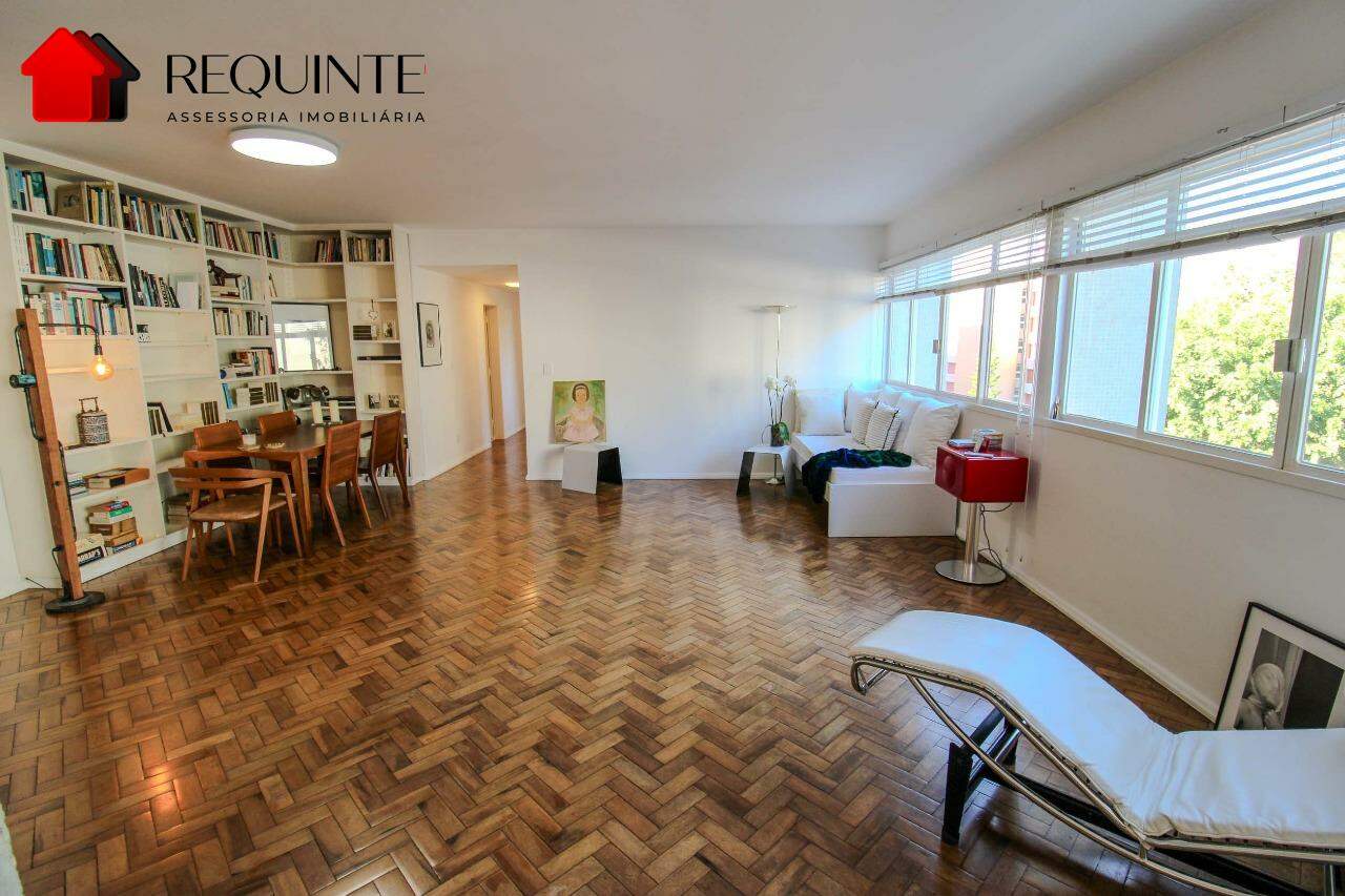 yp5es-img-5515-1783442619 SQS 213 – Reformado. 03 quartos, 01 Suíte, vaga e DCE, vista livre e 120m²- Asa Sul.