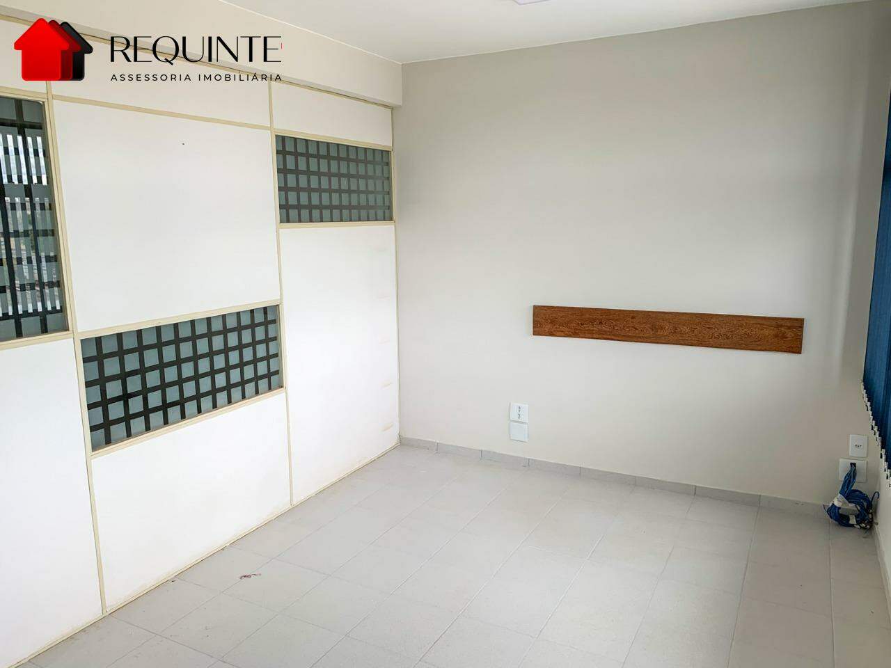 zav2tk-4-1789071508 SAAN QD. 01, Bloco A – Ed. Saan Center, Sala comercial – 40m²
