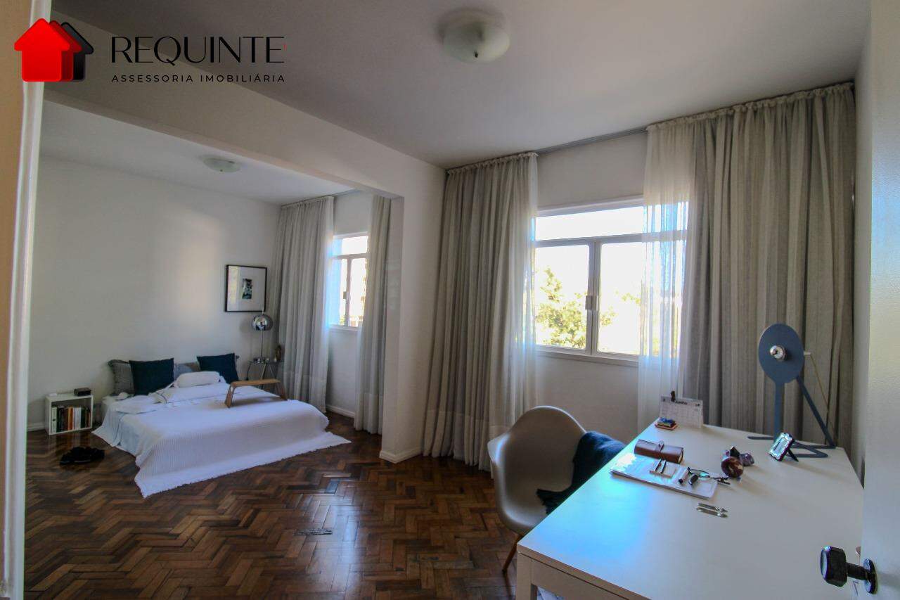 zg1x3-img-5527-1783442619 SQS 213 – Reformado. 03 quartos, 01 Suíte, vaga e DCE, vista livre e 120m²- Asa Sul.