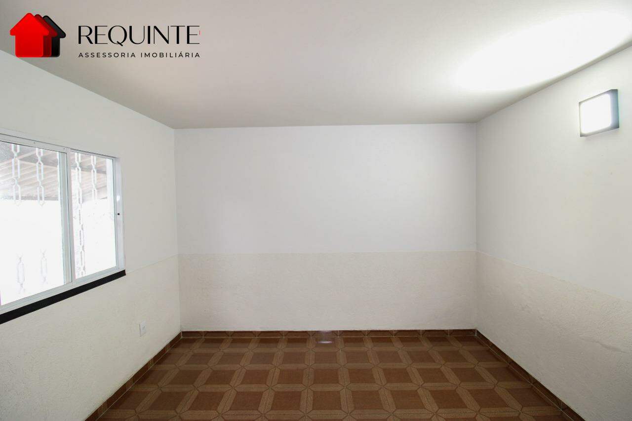 QE 15 Guara II, Casa térrea com 03 quartos + DCE, 120 m², – Ótima localização.